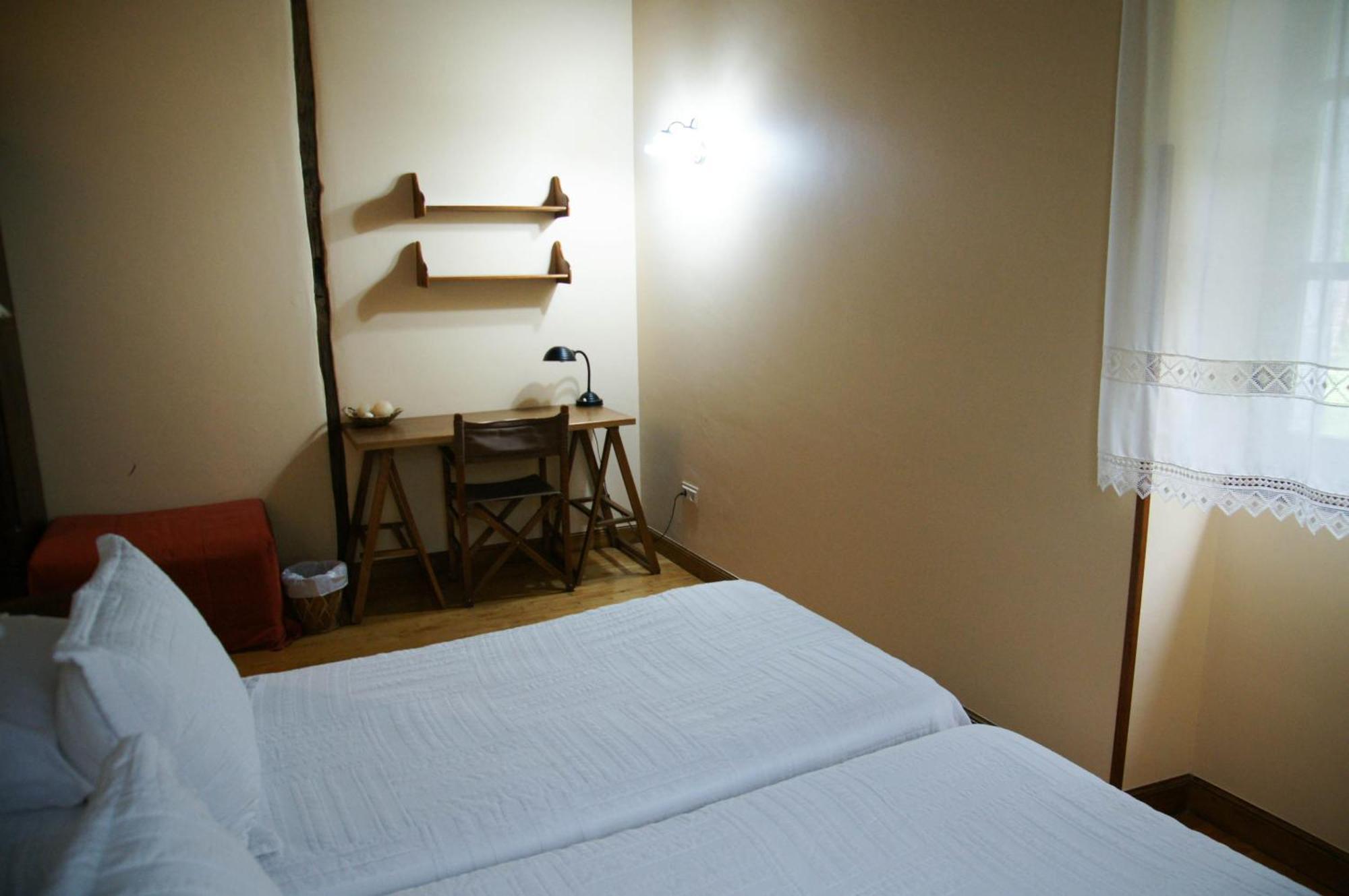 Hotel Rural Irigoienea Urdax Zimmer foto