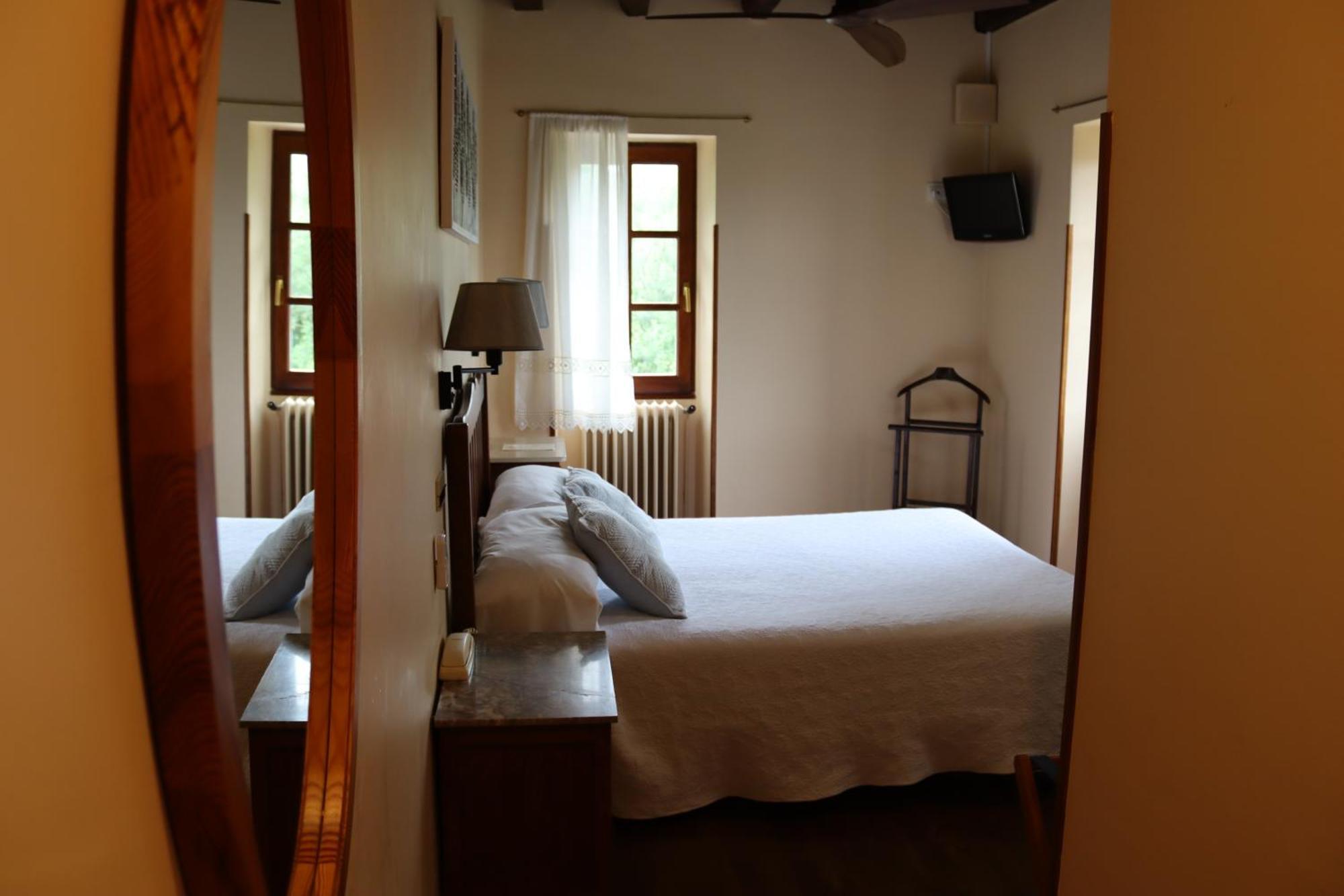 Hotel Rural Irigoienea Urdax Exterior foto