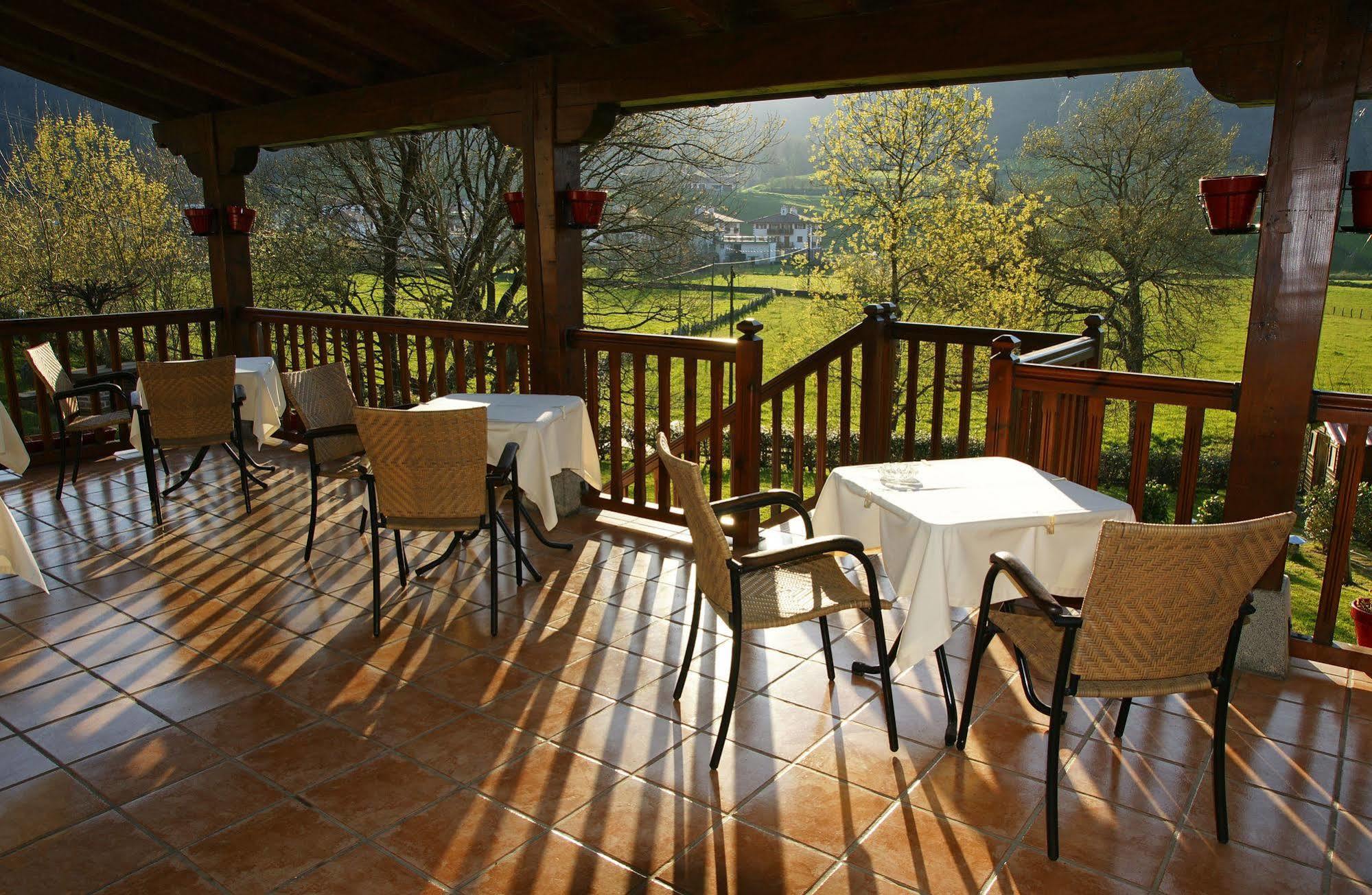 Hotel Rural Irigoienea Urdax Exterior foto