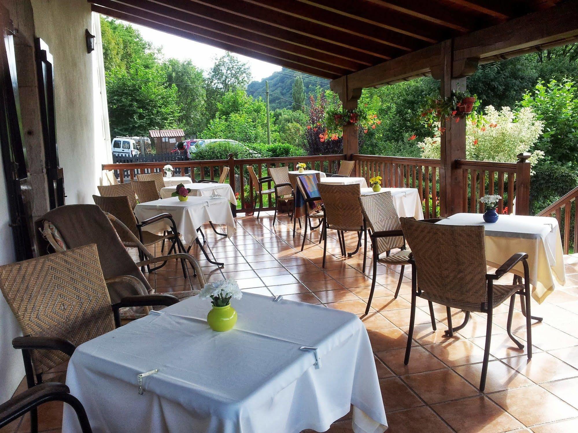 Hotel Rural Irigoienea Urdax Exterior foto